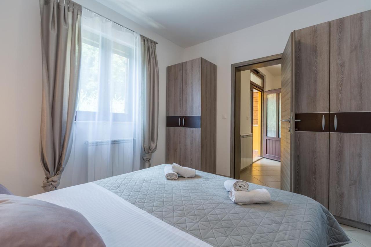Studio Apartments Pinia-Marina Poreč Eksteriør bilde
