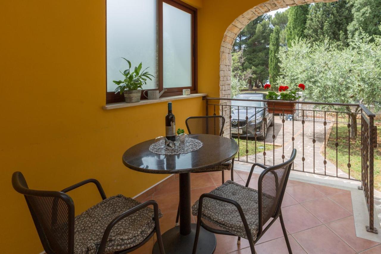 Studio Apartments Pinia-Marina Poreč Eksteriør bilde